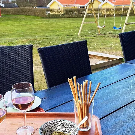 12 Person In Dom wakacyjny *